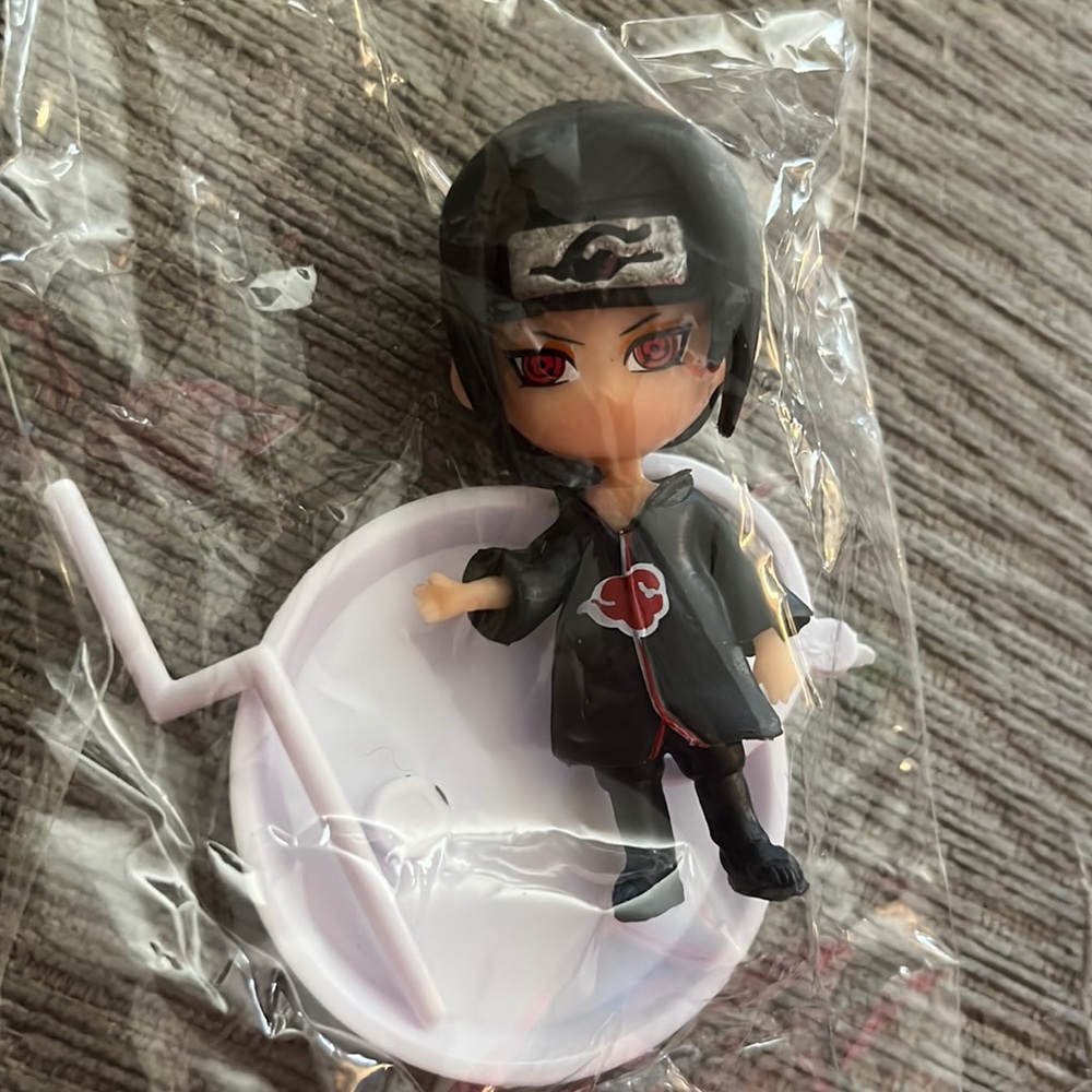 Naruto figurine